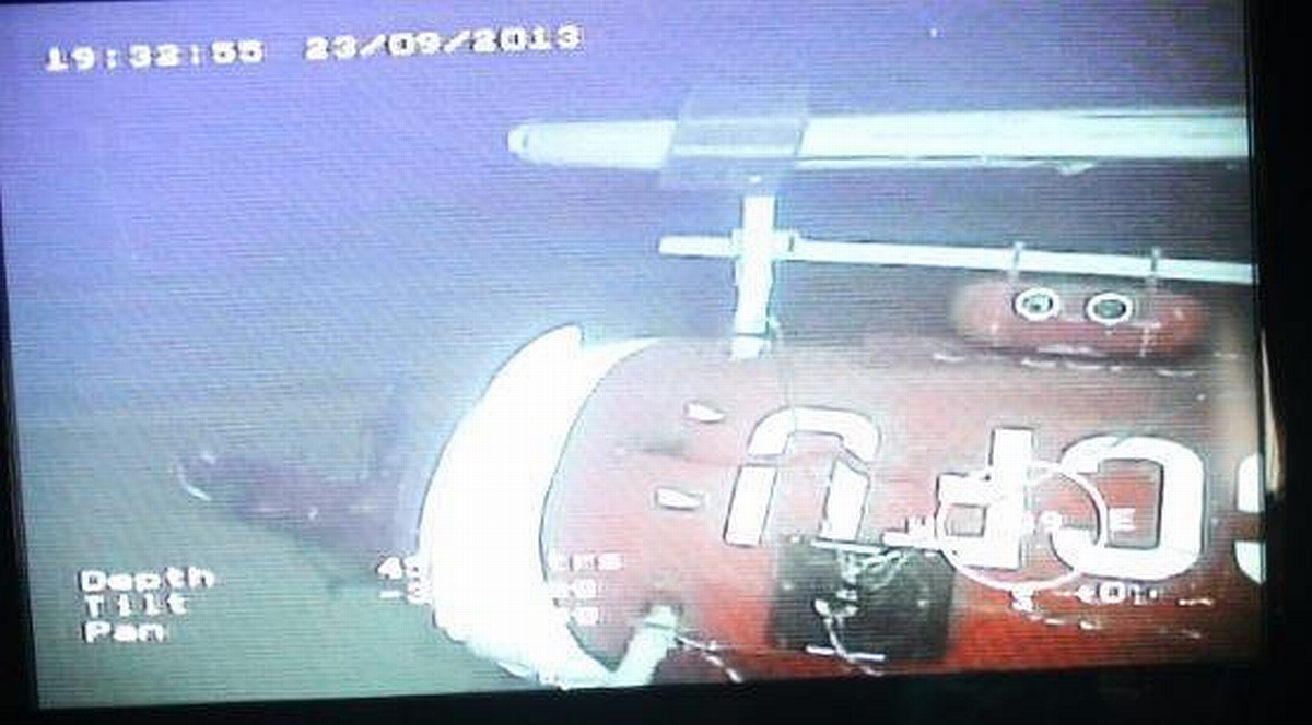 The sunken helicopter wreckage captured underwater by ArcticNet's Remote Operated Vehicle (ROV)
