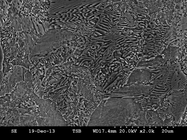 (e) Coupon 34S - SEM micrograph taken near the inner surface showing pearlitic microstructure (Nital etch, original magnification 2000X)