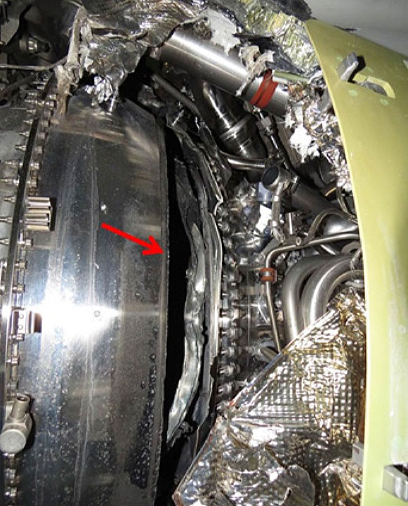 Example of a left-engine turbine case breach at the 3 o'clock position (Source: Bombardier Inc.)
