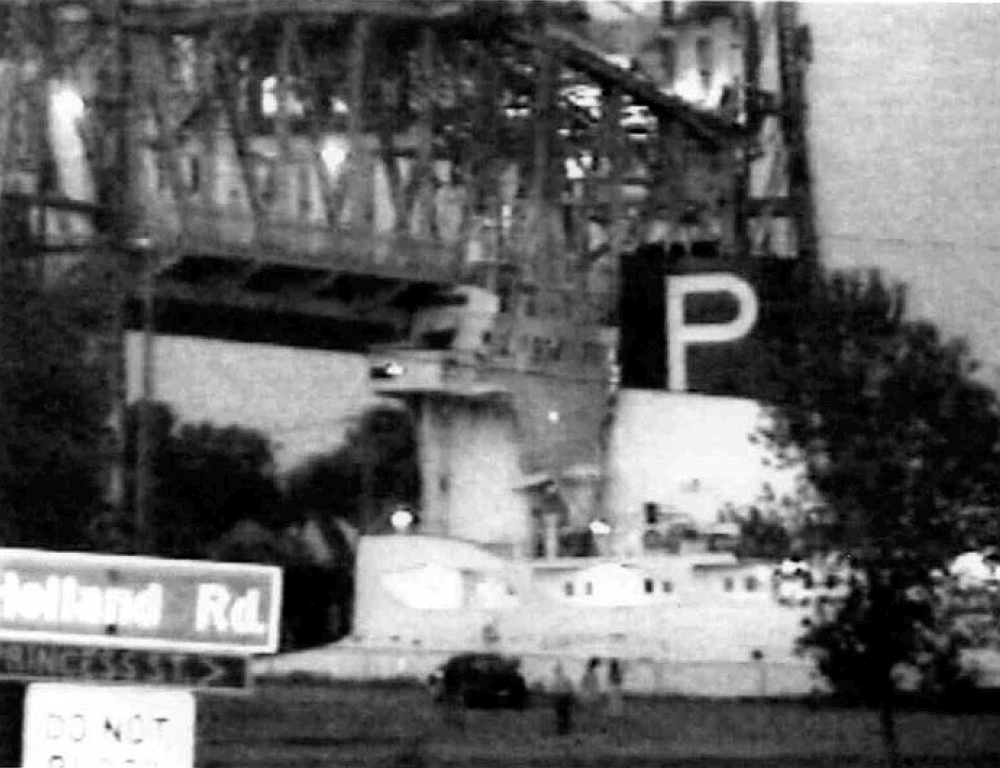 Photo 1. Bridge 11 striking vessel in way of wheelhouse front windows. Reproduced with permission.