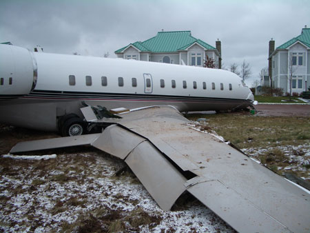 Photo of Vue des dommages à l'avion