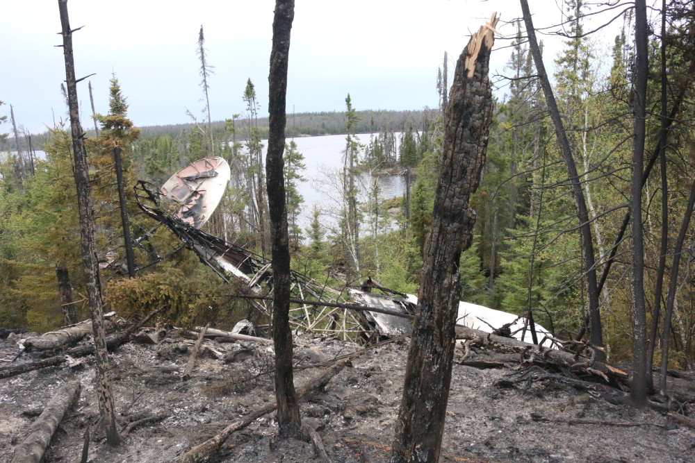 Accident site near the shore of Domain Lake, Ontario (Red Lake OPP photo)
