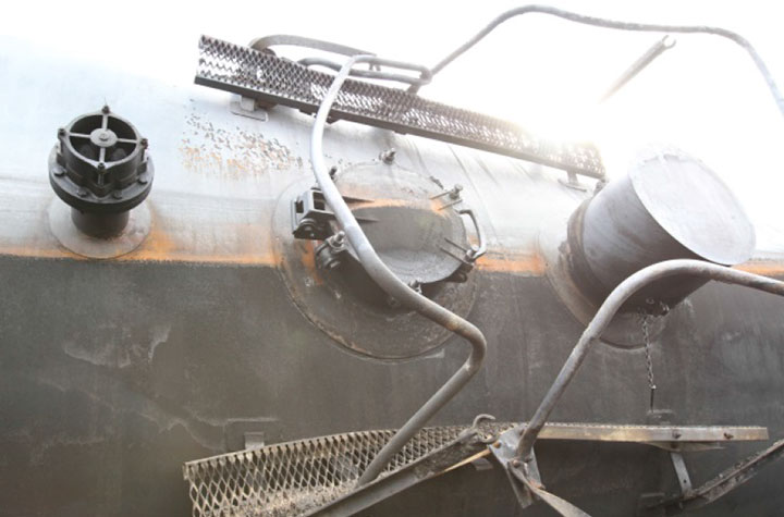 Image of Tank car CTCX 735527, PRD, as decribed in text
