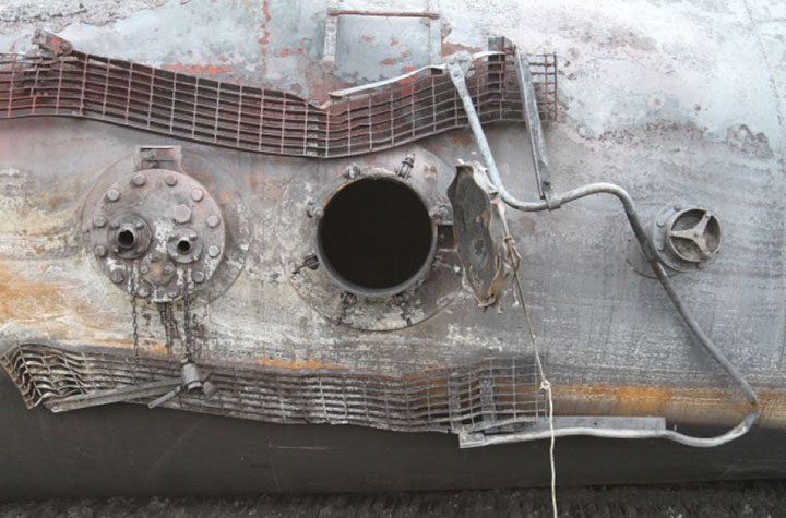 Image of Tank car NATX 310473, shell, as decribed in text
