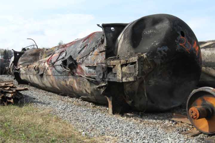 Image of Tank car PROX 44202, shell, as decribed in text