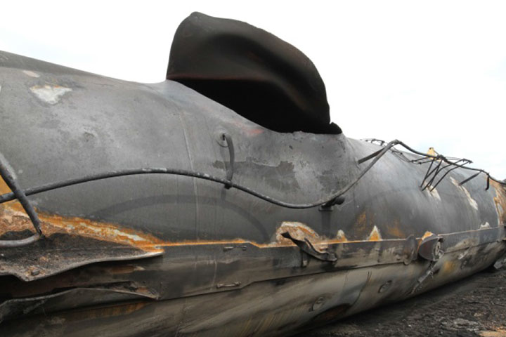 Image of Tank car PROX 44293, shell, as decribed in text