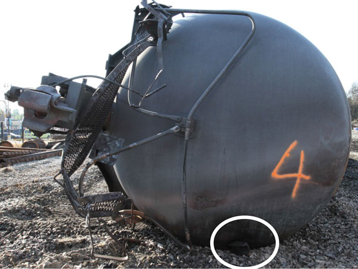 Image of Tank car TILX 316338, A end, as decribed in text