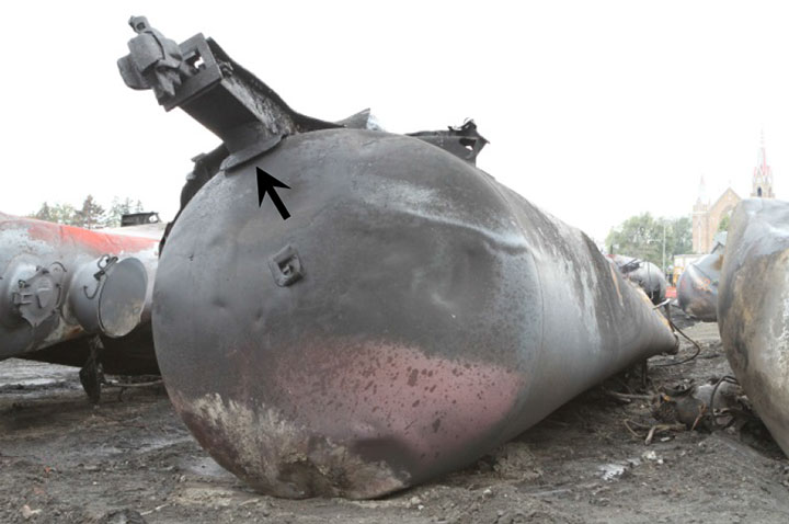 Image of Tank car TILX 316613, A end, as decribed in text
