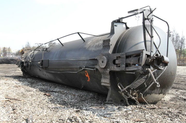 Image of Tank car TILX 316641, shell, as decribed in text