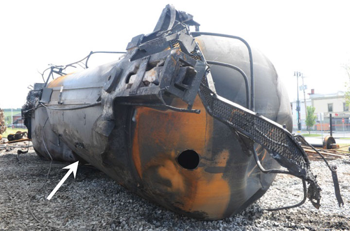 Image of Tank car WFIX 130616, A end, as decribed in text