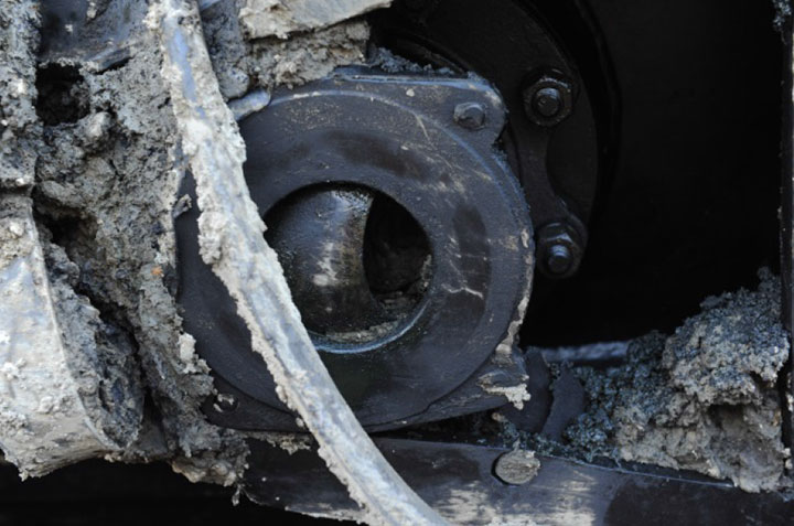 Image of Tank car WFIX 130630, close-up , as decribed in text