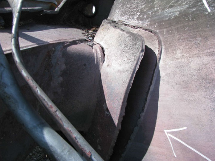 Image of Tank car WFIX 130664, close-up 1, as decribed in text