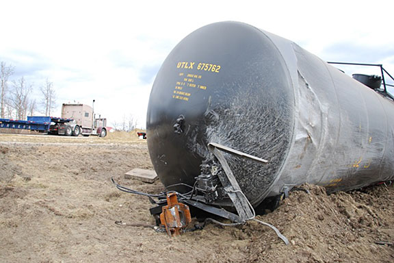 Image of the head shield protection incorporated into tank head