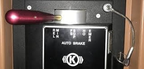 Locomotive automatic brake valve handle (Source: TSB)