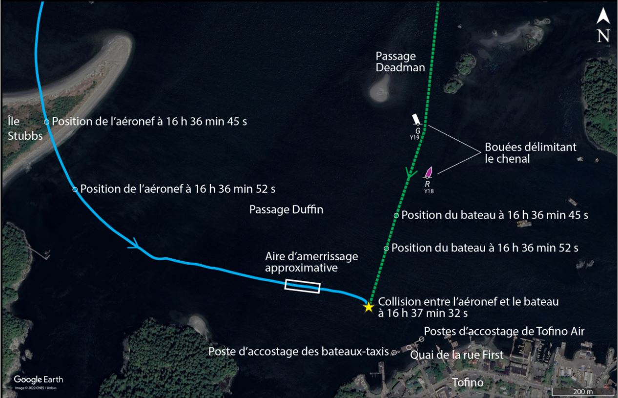 Carte montrant la trajectoire approximative de l’aéronef (ligne continue) et du bateau (ligne pointillée) (Source : Google Earth, avec annotations du BST)