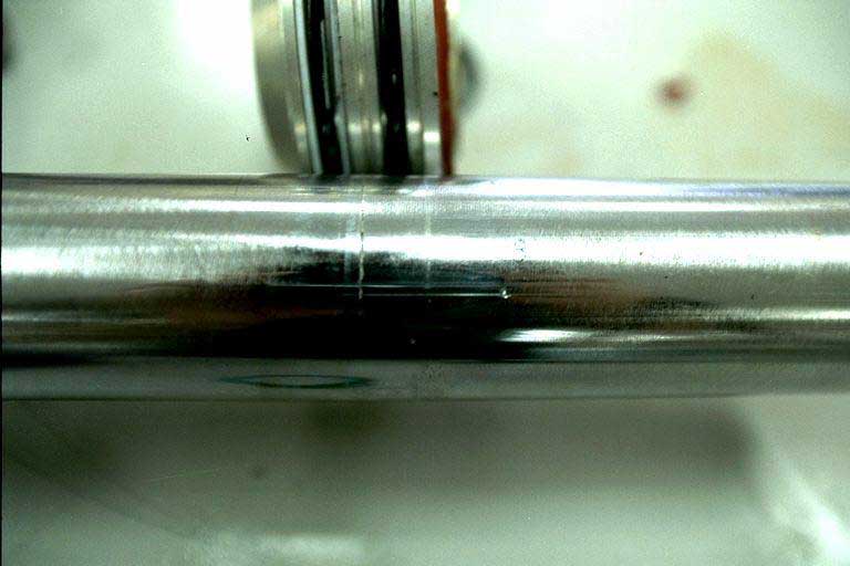 Left outboard elevator actuator - cylinder rod