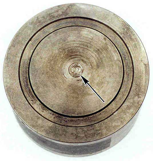 Gyro rotor housing - torsional failure