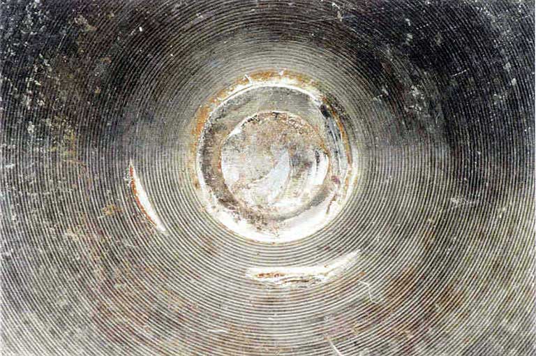 Gyro rotor housing - torsional failure close-up