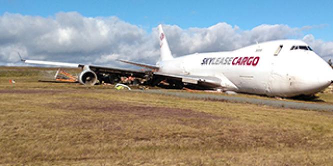 <h2>News briefing: Runway overrun at the Halifax Stanfield International Airport, Nova Scotia</h2>
